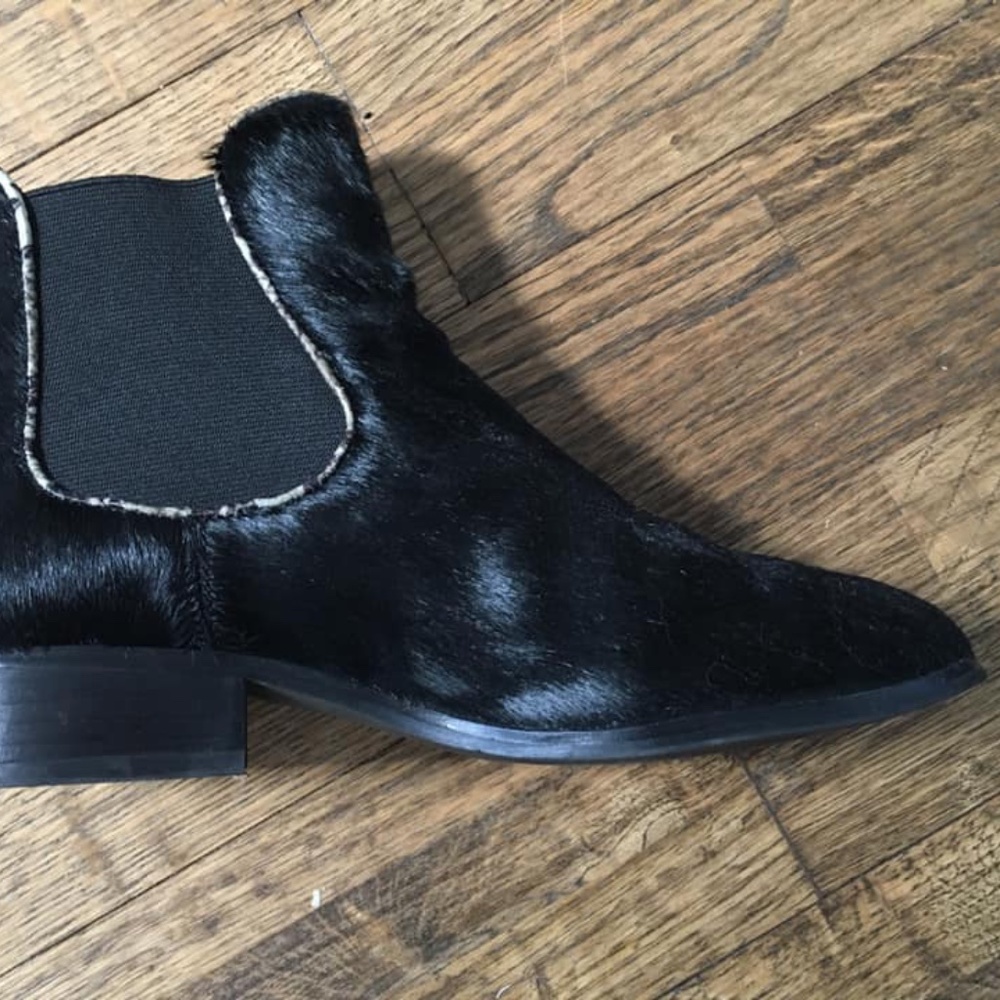 Nicole Miller Black Booties Size 7